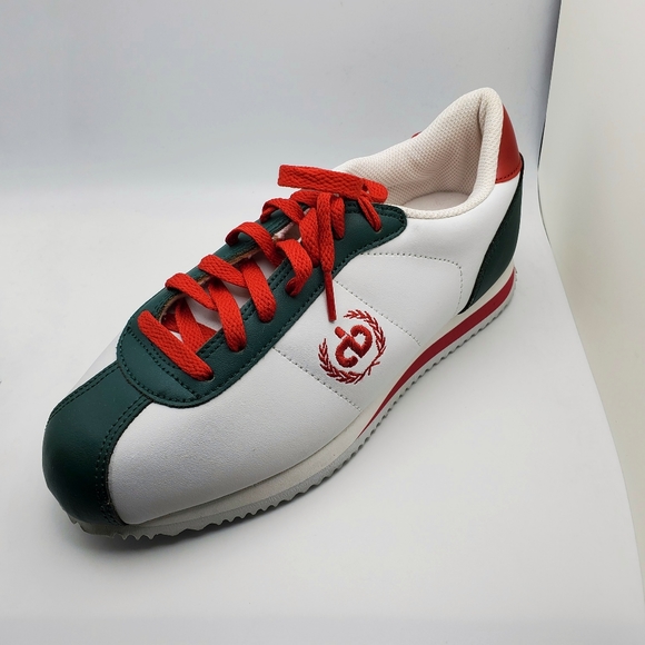 LA dbs Sneakers (women size 8)  6 1/2 White, Green, Red - Picture 6 of 13
